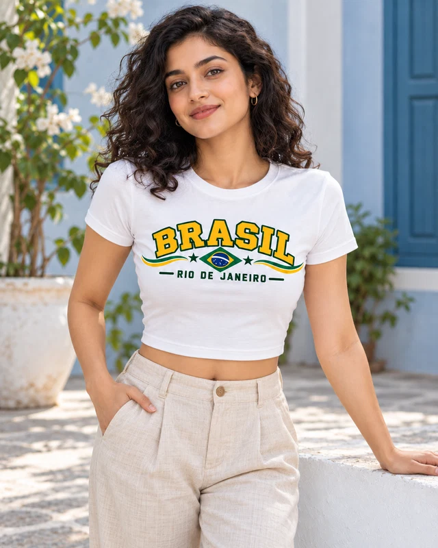 Brasil Rio de Janeiro Graphic Crop Top in White — model view 2