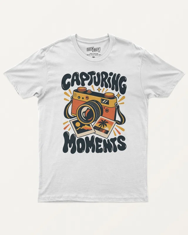 Capturing Moments Regular T-Shirt in White — front