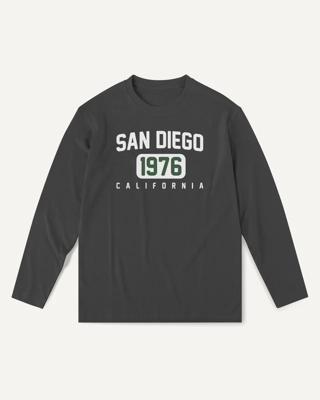 San Diego 1976 California Long-Sleeve T-Shirt in Black — front
