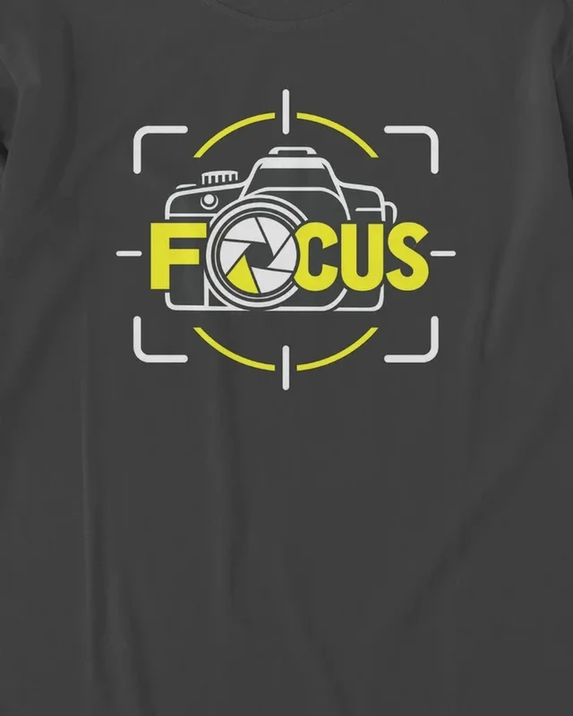 Focus Camera Long-Sleeve T-Shirt in Black — design detail