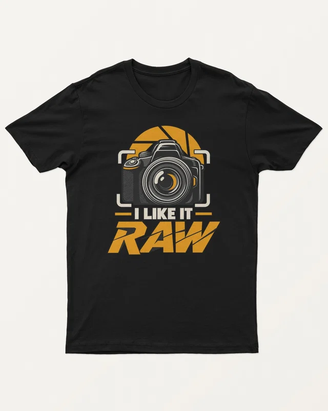 I Like It Raw Regular T-Shirt in Black — front