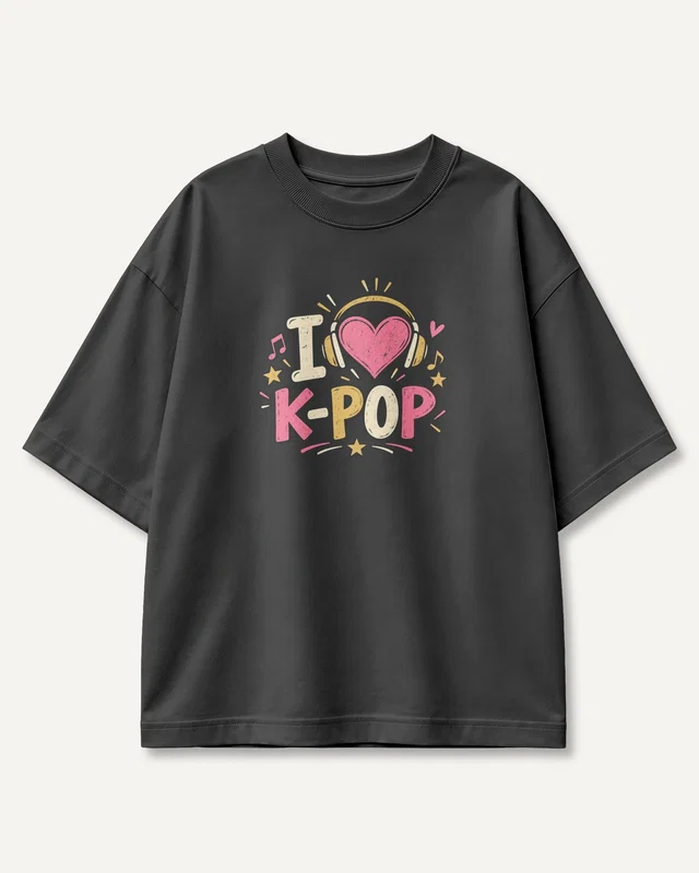 I Love K-Pop Oversized T-Shirt in Black — front